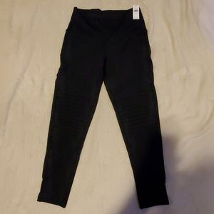 Brand new with tags Aerie Chill. Play. Move